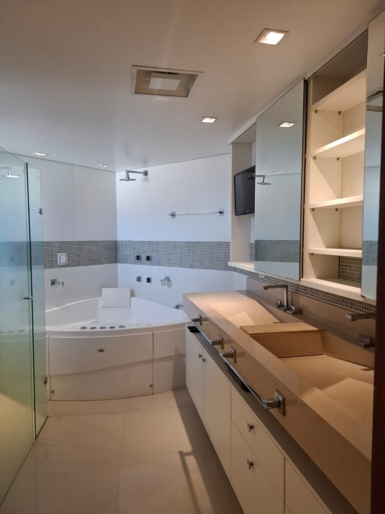 WhatsApp Image 2025-11-05 at 14.55.36 (1)